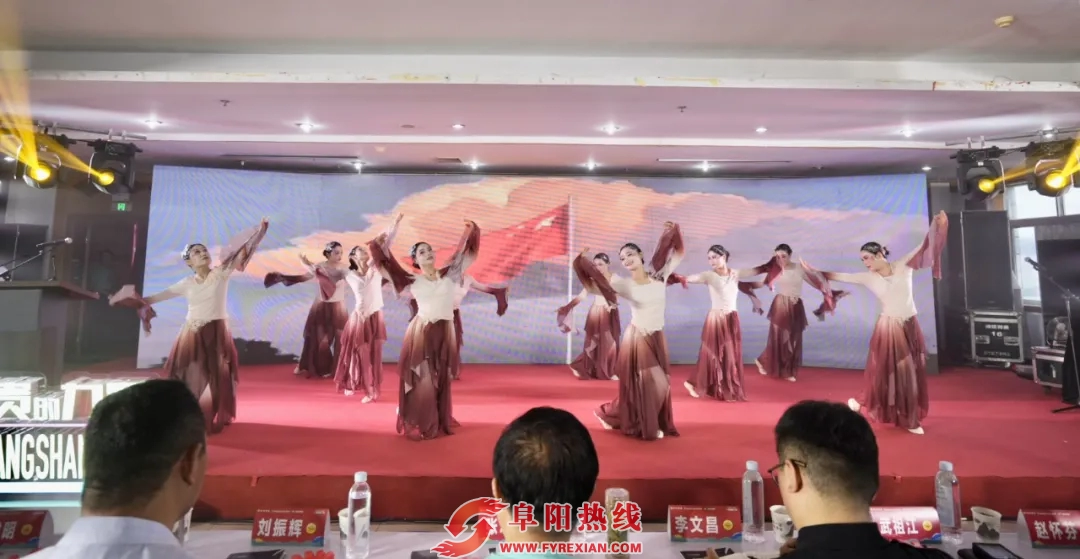 阜阳商厦第八届年中庆典活动发布会议召开