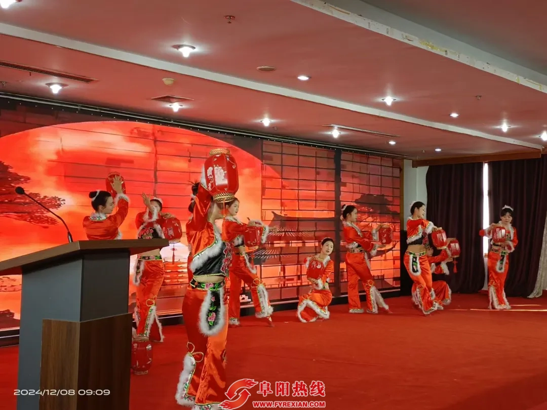 昂首阔步向光明,三十五载共华章——阜阳商厦35周年