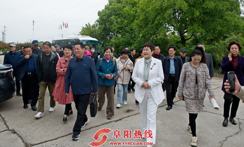 阜阳市老年专家协会深入企业参观调研