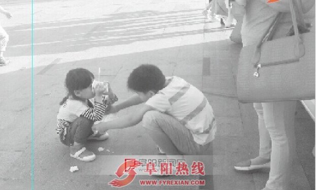 “暖男哥哥”用行动感动众多阜阳网友