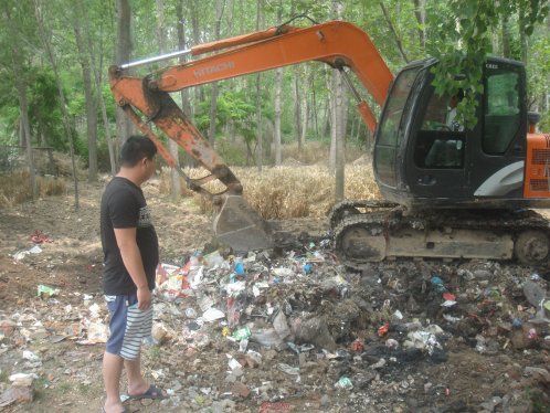 践行三严三实   助推社区文明创建