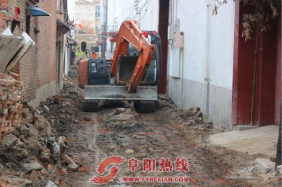 界首西城张庄社区硬化巷道便民出行