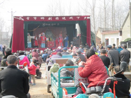 送戏下乡 精神文化惠民生
