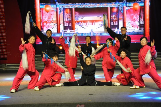 阜阳颍泉：举办体育大拜年系列活动  （图）