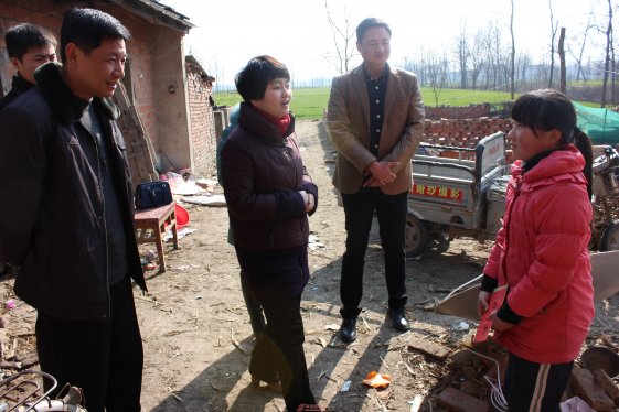 共青团界首市委到泉阳镇开展春节走访慰问活动