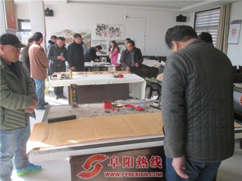 界首市新马集：举办新春书画展
