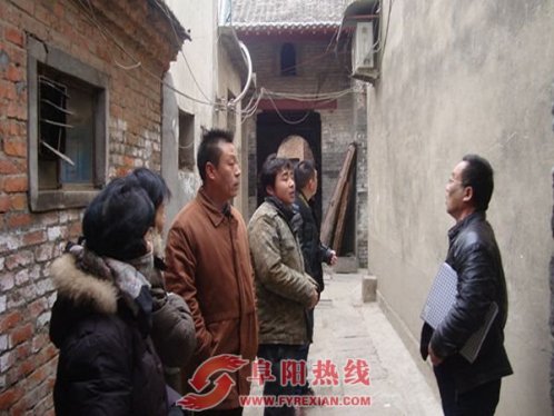 界首西城民族社区为省级文物保护单位臧公馆排查隐患保安全