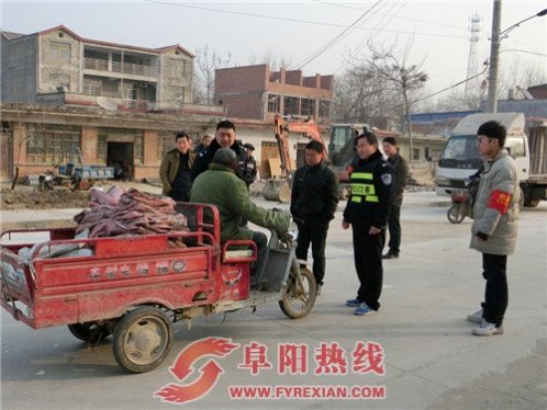 春节临近  开展电动三轮车非法载客专项整治