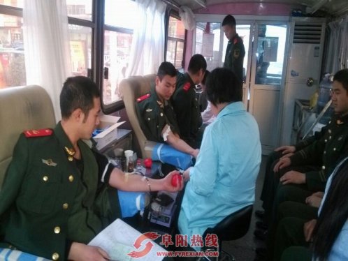 阜阳太和消防官兵为身患“白血病”女孩无偿献血