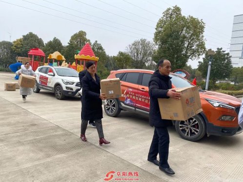 新春爱心温暖行，千百意走进阜阳市社会儿童福利院