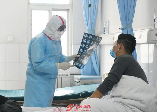 香港财富广场爱心慰问暖人心，众志成城抗疫情！