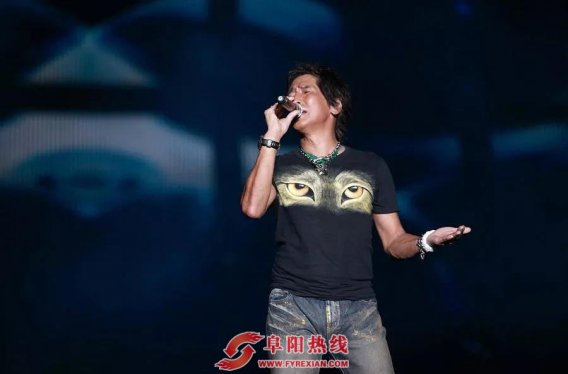 富力皖投·大河城章 | 来了来了，他来了！还有4天！齐秦群星演唱