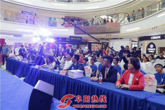 坚强妈妈——桑兰阜阳有约， 喜喜月子12年庆暨阜阳店开业活动圆