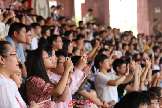 HONEY PIG娃娃小镇来袭  国庆合肥城市游乐精彩纷呈