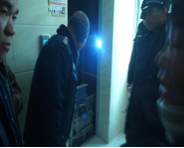 颍州区一小区电梯5天时间困人两次，太可怕了