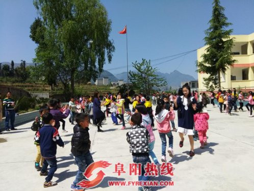 “乐享计划”！克洛斯威将捐出千所智能钢琴教室