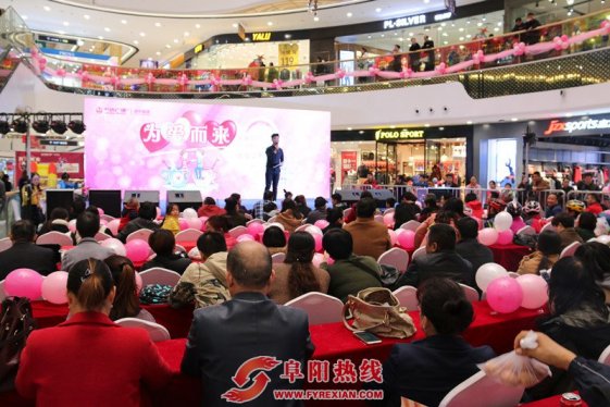 牵手，让我们一起慢慢变老