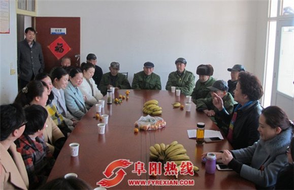 颍州区民政局走进光荣院开展志愿服务