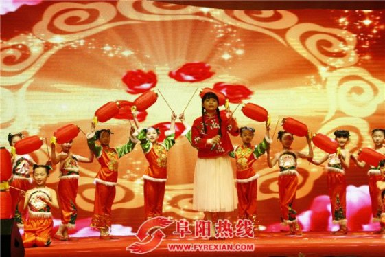 界首市举办“多彩青春界首梦” 元宵联欢晚会