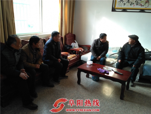 界首市舒庄镇开展慰问退休老干部活动