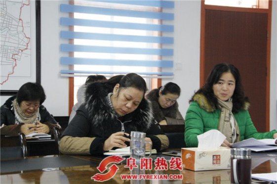 界首市住建委开展“讲看齐、见行动”专题讨论