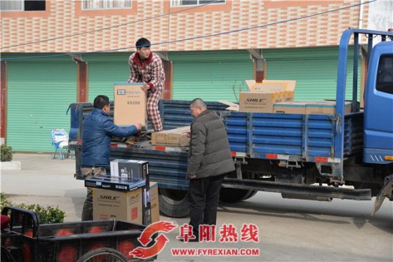 界首市文广新局精准扶贫落到实处