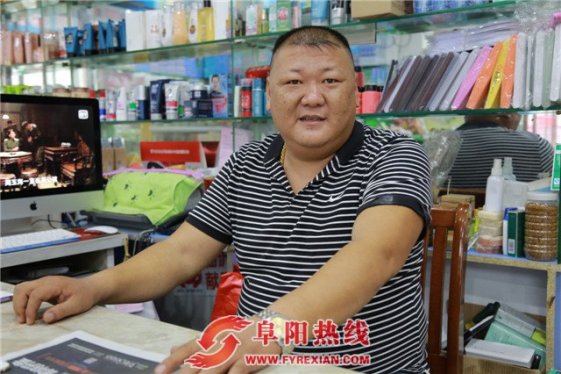 “以诚信赢天下”专访阜阳燕子百货商贸有限责任公司总经理朱备战