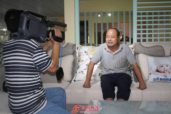 企业家姚德久：致富不忘乡梓