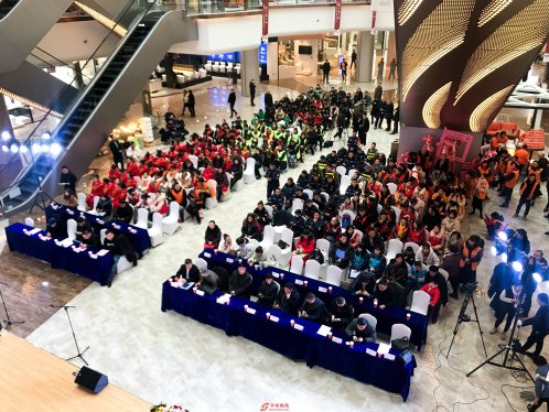 阜阳首届公益盛典暨“阜阳暖新闻”联盟启动仪式隆重举办