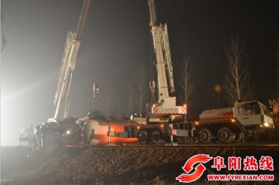 安徽亳州：23吨液氨罐车侧翻国道1人死亡1人重伤