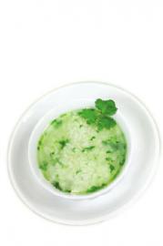 冬季多吃点香菜 助你消食下气治感冒