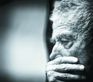 抑郁症并非不治之症 药物+心理治疗是正道